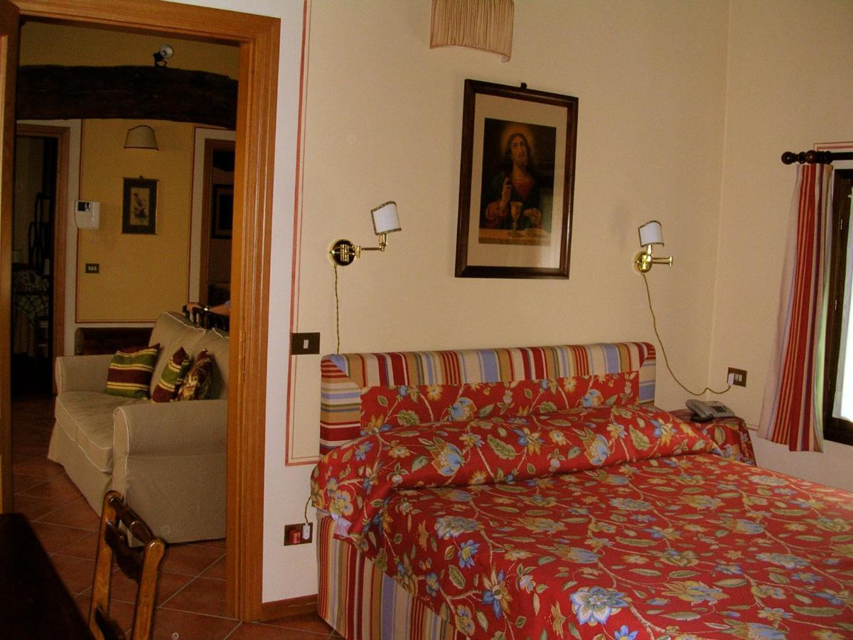 Agriturismo Corte Bebbi Bibbiano  Exterior foto